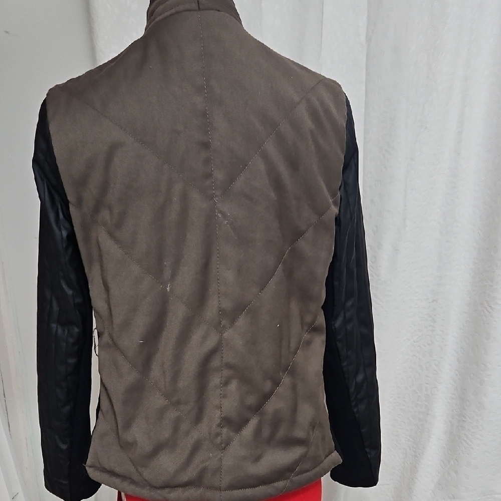 Simply Vera Vera Wang Women's Puffer Jacket - Black and Brown - Picture 6 of 6